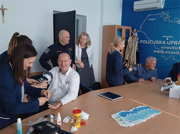 Slika /PU_VP/2023/1živim zdravo.jpg